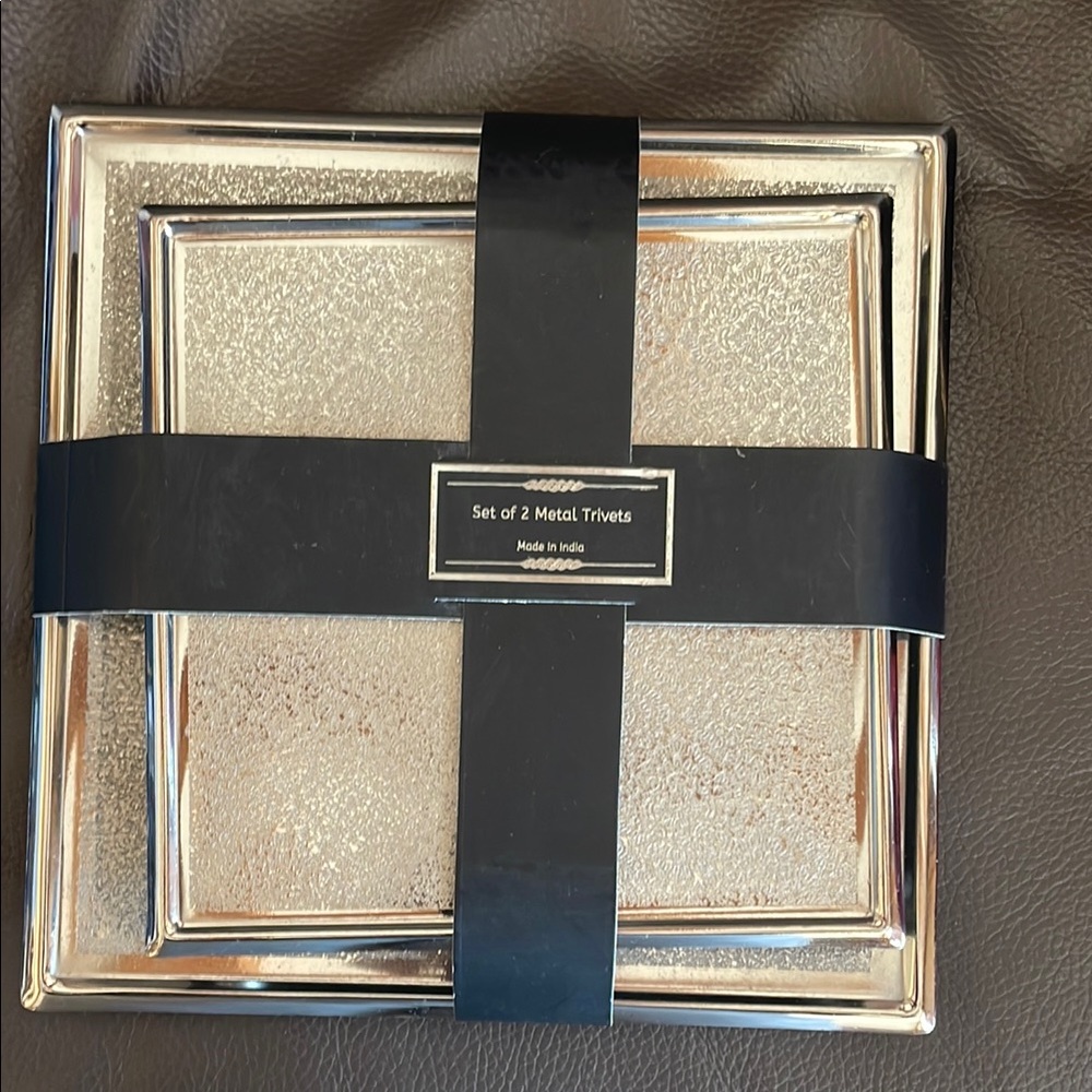 Silver Metal Trivets Set
